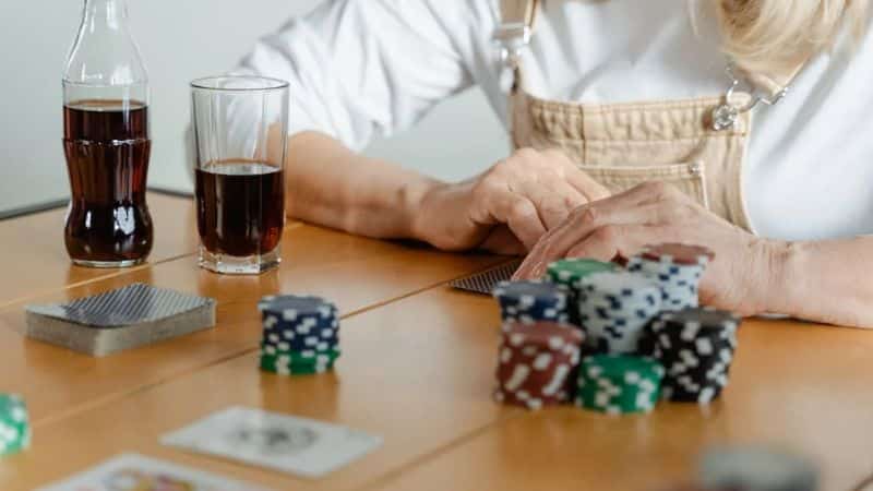 Bí kíp chơi cách chơi baccarat thắng 100 